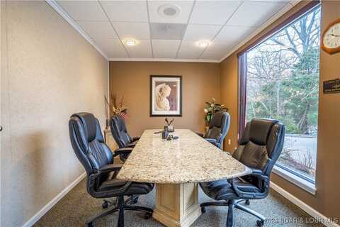 1037 Palisades Boulevard unit: 1, Osage Beach, MO 65065