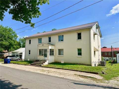 200 E Williamson Street, Versailles, MO 65084