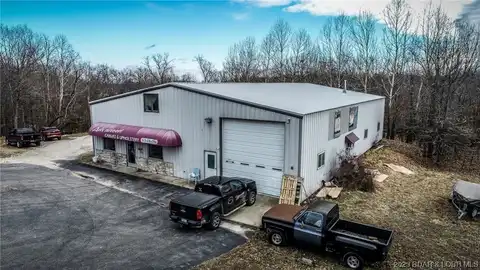 141 Sherman Ridge Road, Laurie, MO 65037