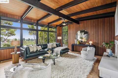 1910 Yosemite Rd, Berkeley, CA 94707