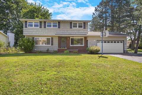 8132 Brookwood Drive, Cicero, NY 13039