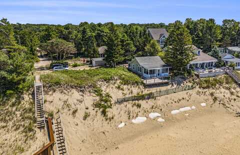 10589 LAKESHORE DRIVE, WEST OLIVE, MI 49460