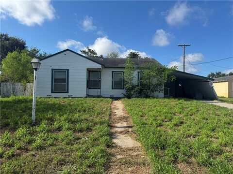 703 E Caesar Avenue, Kingsville, TX 78363