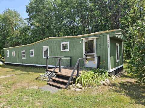 7704 N Bass Lake, Harrison, MI 48625