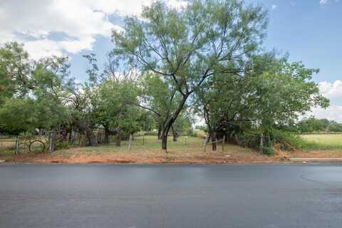304 Highway St, Fredericksburg, TX 78624