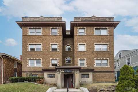 825 Wm H Taft Road, Cincinnati, OH 45206