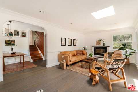 20973 Hillside Dr, Topanga, CA 90290