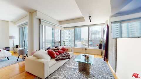 1155 S Grand Ave, Los Angeles, CA 90015