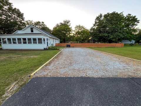 107 Chestnut St, Woodbine, NJ 08270