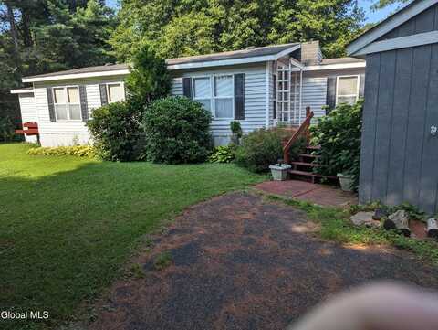 40 White Road, Knox, NY 12009