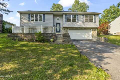 26 Mohican Place, Albany, NY 12208