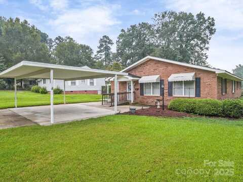 1400 Berry Street, Wadesboro, NC 28170