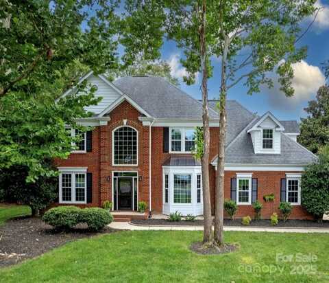 302 Bramwell Place, Matthews, NC 28105