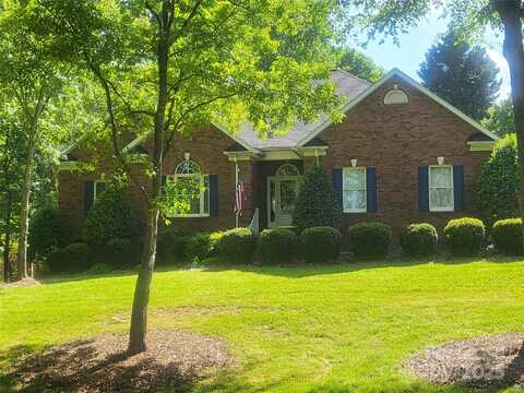 2113 Fox Hunt Drive, Monroe, NC 28110