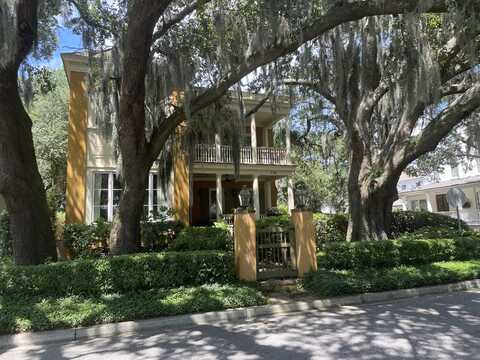 110 W Shipyard Road, Mount Pleasant, SC 29464