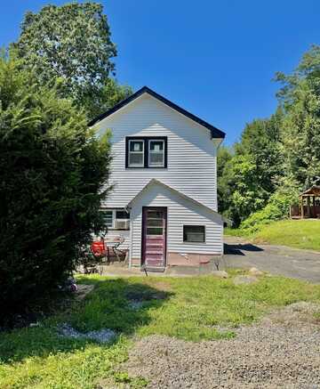 947 Pearl Lake Road, Waterbury, CT 06706