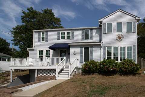18 Millstone Road West, Waterford, CT 06385