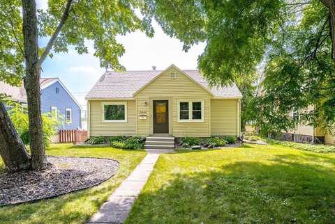 5840 Tioga St, Duluth, MN 55804