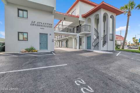 1404 N Atlantic Avenue, Daytona Beach, FL 32118