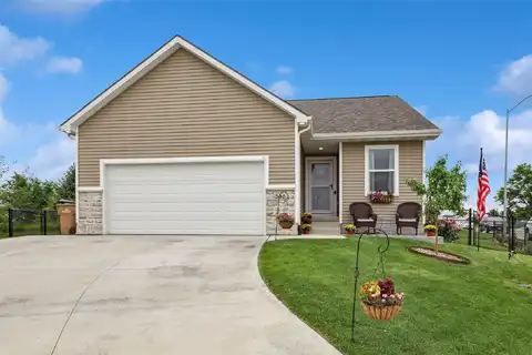390 Commons Drive, Carlisle, IA 50047