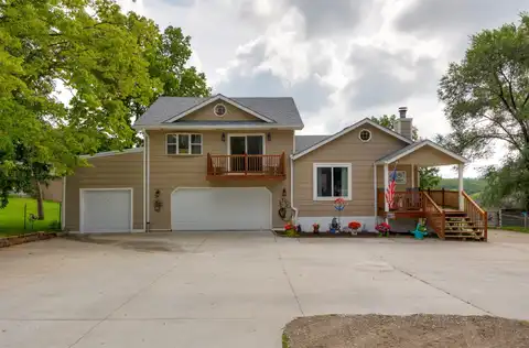 1129 SE 55th Street, Pleasant Hill, IA 50327