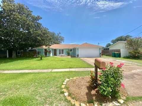 303 Primrose Circle, Destin, FL 32541