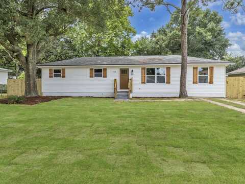 116 NW Moriarty Street, Fort Walton Beach, FL 32548