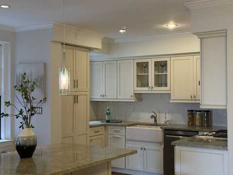280 Beacon St 6-5, Boston, MA 02116