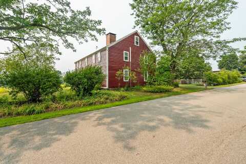 19 Shaws Hill Road, Kensington, NH 03833