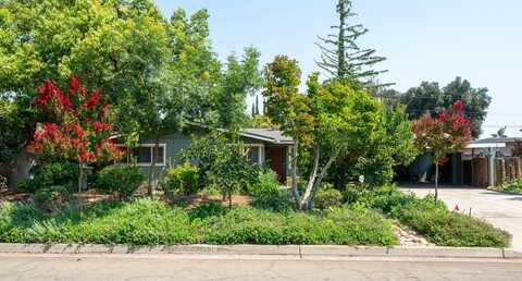 1556 Loftus Lane E, Fresno, CA 93710