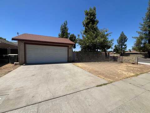 2789 Selland Avenue N, Fresno, CA 93722