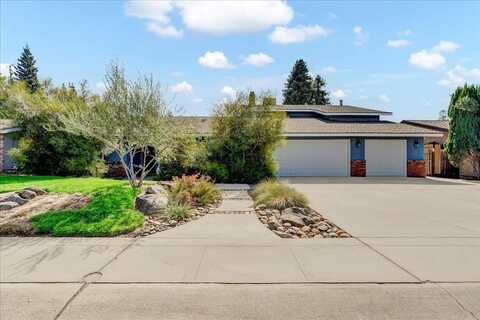 1328 Cotta Street S, Visalia, CA 93292