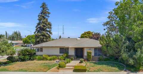 6806 Baird Avenue N, Fresno, CA 93710