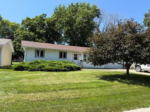 266 N Grant St, Rockwell City, IA 50579