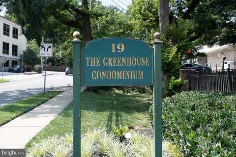 19 ROCK HILL ROAD, BALA CYNWYD, PA 19004
