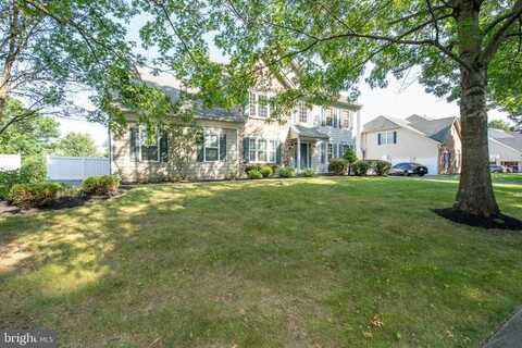 3954 CHARTER CLUB DRIVE, DOYLESTOWN, PA 18902