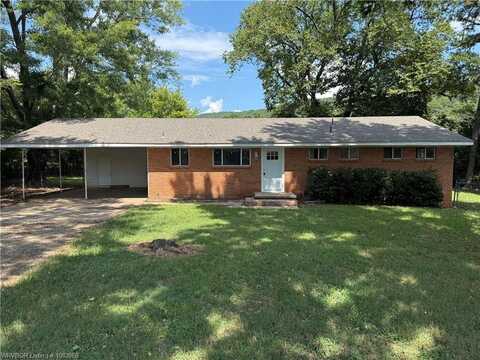 115 Cloos DR, Ozark, AR 72949
