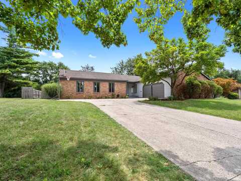 727 Old Farm Circle, Fort Wayne, IN 46807