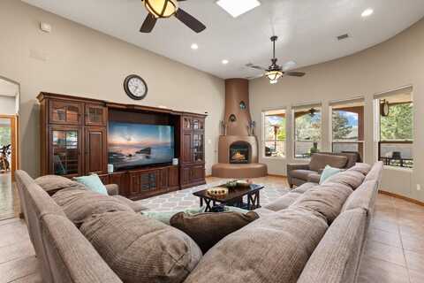 3809 BAY HILL Loop SE, Rio Rancho, NM 87124