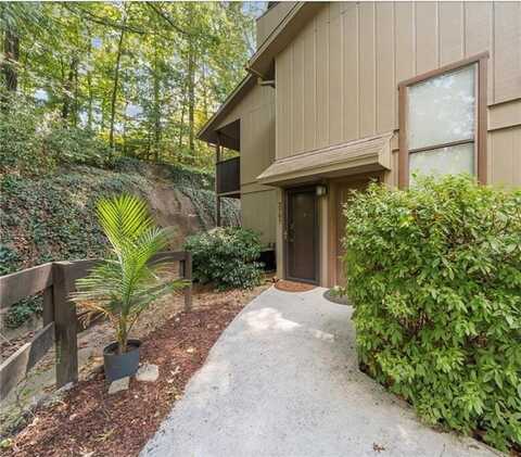 2707 Cumberland Court SE, Smyrna, GA 30080