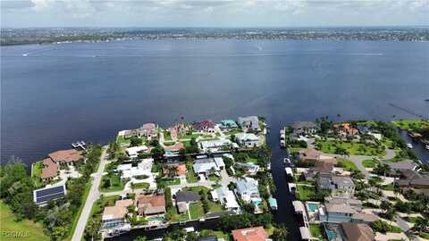 12743 Brewster Drive, Fort Myers, FL 33908