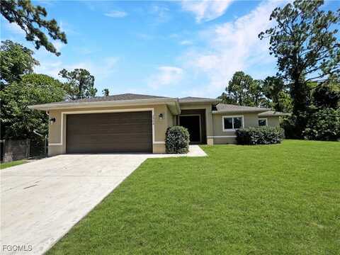 2908 15th Street W, Lehigh Acres, FL 33971