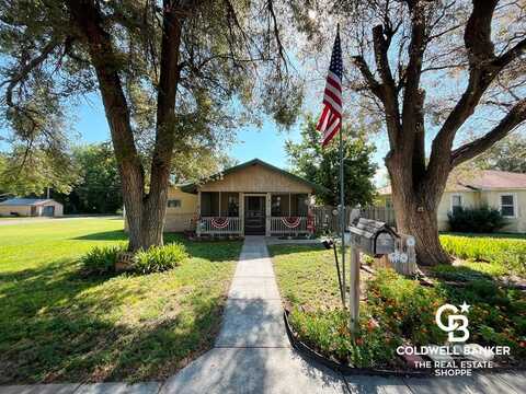 410 N College Street, Scott City, KS 67871