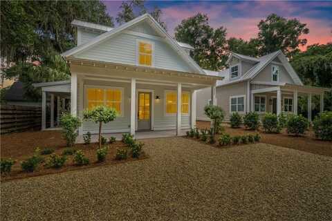 212 Menendez Ave, Saint Simons Island, GA 31522