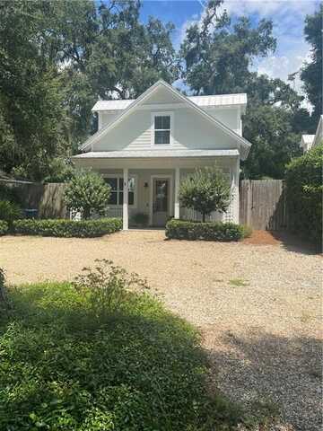 212 Menendez Ave, Saint Simons Island, GA 31522