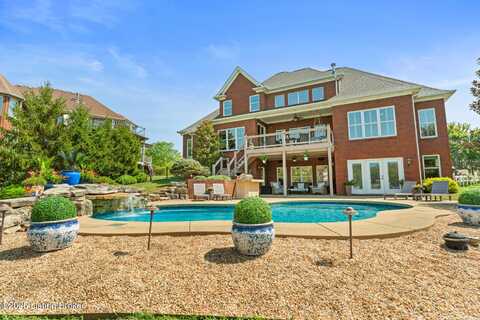 18704 Brookshade Ln, Louisville, KY 40245