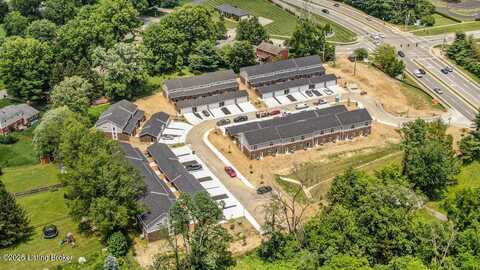 613 Burnett Farm Ln, Louisville, KY 40243