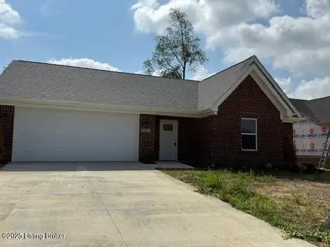 5417 Mount Holyoke Dr, Louisville, KY 40216