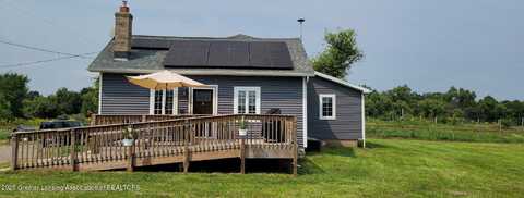 1013 E Broadway Highway, Charlotte, MI 48813