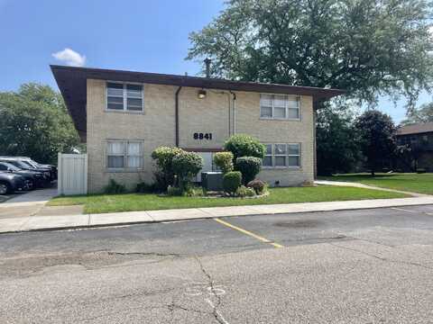 8841 Schneider Avenue, Highland, IN 46322